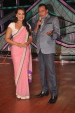 Sonakshi Sinha, Mithun Chakraborty promotes Rowdy Rathore on DID L_il Masters in Mumbai on 15th May 2012 (19).JPG