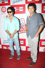 Shahid Kapoor,Kunal Kohli at Big FM in Mumbai on 16th May 2012(52).JPG