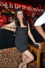 at actress Surabhi Prabhu_s birthday bash in Rude Lounge on 17th May 2012 (25).JPG