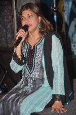 Alka Yagnik at Mother Maiden book launch in Cinemax on 18th May 2012 (78).JPG