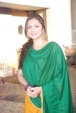 Drashti Dhami at Madhubala serial red carpet launch in Cinemax, Mumbai on 21st  May 2012 (137).JPG