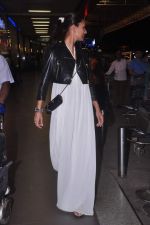Mehr Rampal leave for Cannes on 24th May 2012 (29).JPG
