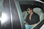 Shahrukh Khan returns after victorious IPL semi-final match in Airport, Mumbai on 23rd May 2012 (8).JPG