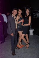 at Architect Manav Goyal cover success party in Four Seasons on 24th May 2012 (154).JPG