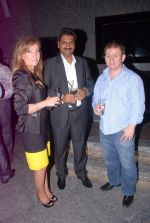 at Architect Manav Goyal cover success party in Four Seasons on 24th May 2012 (25).JPG