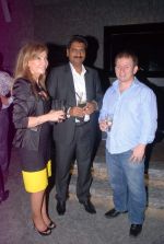 at Architect Manav Goyal cover success party in Four Seasons on 24th May 2012 (27).JPG