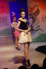 Model walk the ramp for Le Mark Institute fashion show in Mumbai on 27th May 2012 (175).JPG