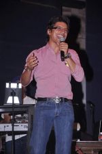 Shaan at Shankar Ehsan Loy CPAA concert in Rangsharda on 27th May 2012 (115).JPG