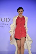 at Mod_art International presents the Graduating Fashion Show in the Crystal Ballroom, Hotel Sea Princess, Juhu on 28th May 2012 (49).JPG