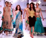 riya sen & pam mehta on second day of Rajasthan Fashion Week at Jaipur Marriott on 25th May 2012.jpg