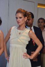 at the diamond boutique GREECE launch by Zoya in Mumbai Store on 30th May 2012 (76).JPG