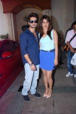 Priyanka Chopra, Shahid Kapoor at Radio City in Bandra, Mumbai on 1st June 2012 (12).JPG