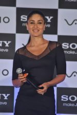 Kareena Kapoor Launches New range of Sony Vaio in J W Marriott on 6th June 2012 (10).JPG