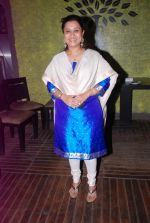 Suchitra Bandekar at Shrabani Deodhar_s birthday bash in Fat Cat Cafe on 6th June 2012 (61).JPG