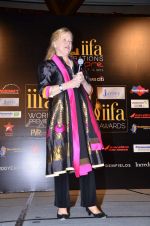 at Opening Weekend press confrence of IIFA 2012 on 6th June 2012 (78).JPG