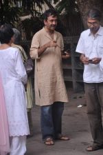 Rajkumar Hirani at Suresh Hirani_s prayer meet in Mumbai on 7th June 2012 (74).JPG