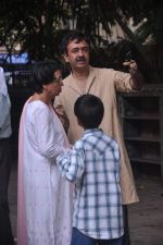 Rajkumar Hirani at Suresh Hirani_s prayer meet in Mumbai on 7th June 2012 (75).JPG