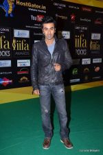 Ranbir Kapoor at the IIFA Rocks Red Carpet on 8th June 2012 (17).JPG