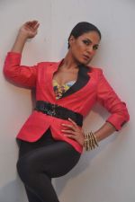 Veena Malik photo shoot on 12th June 2012 (111).JPG