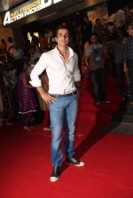 Sonu Sood at Ferrari Ki Sawari premiere in Mumbai on 14th June 2012 (90).JPG