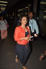 Rani Mukherjee snapped in Mumbai on 15th June 2012 (4).JPG