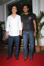 Vidhu Vinod Chopra at Prem Chopra_s bash for the success of Sharman Joshi_s film Ferrari Ki Sawaari on 20th June  2012 (117).JPG