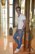 Sonu Sood at SIIMA Awards Gen Next and Gen Next Fashion Awards red carpet, Dubai on 21st June 2012 (43).JPG