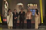 Sridevi, Boney Kapoor at SIIMA Awards Red carpet at Dubai World Trade Centre on 22nd June 2012 (135).JPG