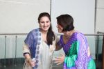 Juhi Babbar at the launch of vinspire workshop for parents, teachers and teenagers in Juhu, Mumbai on 23rd June 2012 (21).jpeg