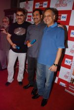 Kumar Sanu, Sudesh Bhosle at Panchamda_s birthday in Big FM on 26th June 2012 (27).JPG