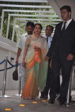 Hema Malini at Esha Deol_s mehendi ceremony in Royalty, Mumbai on 27th June 2012 (41).JPG