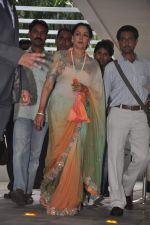 Hema Malini at Esha Deol_s mehendi ceremony in Royalty, Mumbai on 27th June 2012 (43).JPG