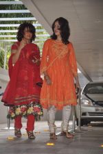 at Esha Deol_s mehendi ceremony in Royalty, Mumbai on 27th June 2012 (7).JPG