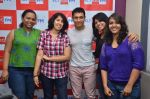 Aamir Khan in Kolhapuris at BIG fm for Satayamev Jayate first hand reactions on 29th June 2012 (20).JPG