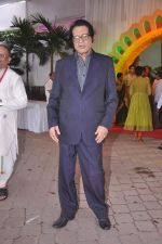 Manoj Kumar at Esha Deol_s wedding in Iskcon Temple on 29th June 2012 (74).JPG