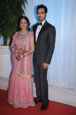Esha Deol, Bharat Takthani at Esha Deol_s wedding reception in five-star hotel,Mumbai on 30th June 2012 (38).JPG