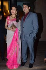 Madhuri Dixit at Suraj Godambe_s wedding reception on 30th June 2012 (43).JPG