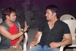 Sunil Shetty, Rajpal Yadav on location of film Mere Dost Picture Abhi Baki Hain in Kandivali, Mumbai on 30th June 2012 (16).JPG