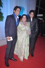 Tusshar Kapoor, Jeetendra, Shobha Kapoor at Esha Deol_s wedding reception in five-star hotel,Mumbai on 30th June 2012 (144).JPG