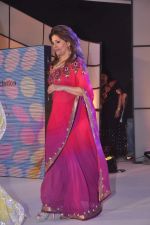 at Pidilite presents Manish Malhotra, Shaina NC show for CPAA in Mumbai on 1st July 2012 (75).JPG