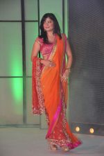 Arzoo Govitrikar at Pidilite presents Manish Malhotra, Shaina NC show for CPAA in Mumbai on 1st July 2012 (36).JPG