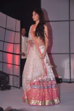 Sunita Gowariker at Pidilite presents Manish Malhotra, Shaina NC show for CPAA in Mumbai on 1st July 2012 (11).JPG