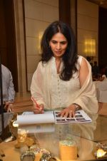 Anita Dongre at The 8th Annual Gemfields RioTinto Retail Jeweller India Awards 2012 on 5th July 2012 (74).JPG