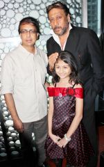 Director Ananth Mahadevan, Jackie Shroff and child artiste Sanya Anklesaria at Ektanand Pictures LIFE IS GOOD trailer launch in Cinemax, Mumbai on 5th JUly 2012.jpg