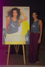 Poorna Jagannathan proudly declares, I AM A VEGETARIAN in new PETA AD in Mumbai on 9th July 2012 (4).JPG