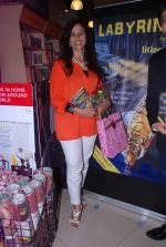 Shobha De at Labyrinth book launch in Crossword, Mumbai on 12th July 2012 (14).JPG