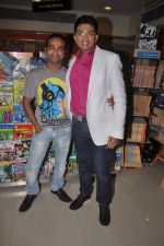 at Bhavik Sangghvi_s book launch in Crossword, Mumbai on 13th July 2012 (57).JPG