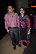 at trade analyst Amod Mehra_s birthday in Andheri on 13th July 2012 (32).JPG