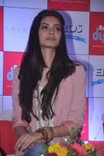 Diana Penty promotes Cocktail in Reliance Digital, Mumbai on 20th July 2012 (40).JPG