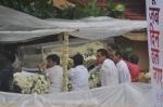 at Rajesh Khanna_s Funeral in Mumbai on 19th July 2012 (22).JPG